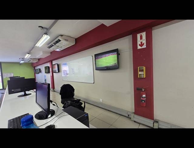 160M² BUILDING TO LET IN BALLITO CENTRAL